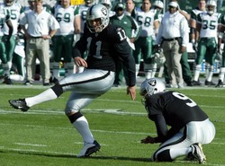 Porażka Raiders, dwa punkty Janikowskiego