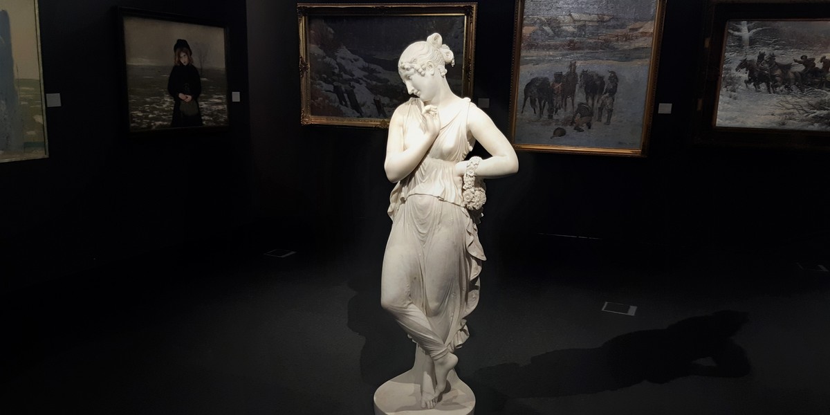 Antonio Canova "Tancerka z palcem na brodzie"