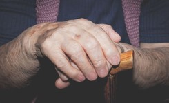 Ma 113 lat i przebyła zakażenie koronawirusem. Mieszkanka domu spokojnej starości wciąż w dobrej formie