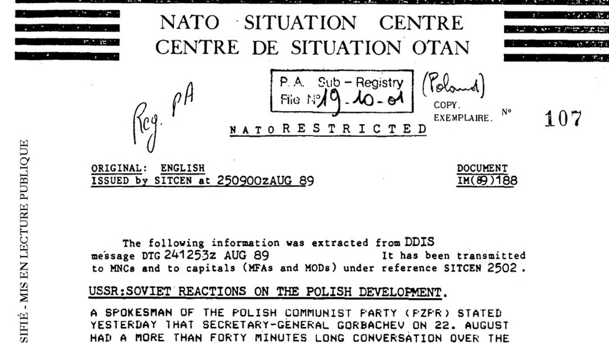 MSZ opublikowało w środę odtajnione dokumenty NATO o wydarzeniach w Polsce w latach 1987-1991; wśród 56 dokumentów są m.in. analizy sytuacji w kraju, notatki z wizyt polityków w Polsce, w tym brytyjskiej premier Margaret Thatcher, materiały wywiadowcze.