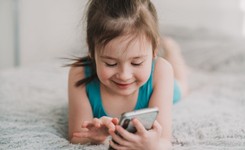 Zawał i udar przez 'błędy dzieciństwa'. Tak dzieci fundują sobie kłopoty z sercem