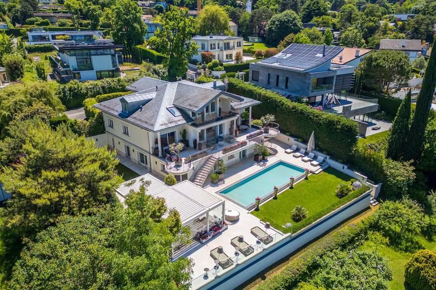 Vila na Ženevskom jezeru na prodaju