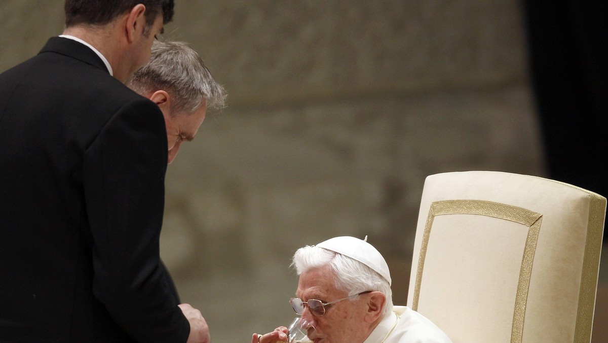 Benedykt XVI przewodniczył dzisiaj w rzymskiej bazylice świętego Pawła za Murami nieszporom z okazji zakończenia Tygodnia Modlitw o Jedność Chrześcijan. Uczestniczyli w nich przedstawiciele innych Kościołów chrześcijańskich oraz Polskiej Rady Ekumenicznej.