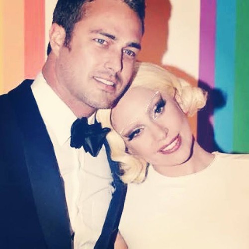 Świeżo upieczeni narzeczeni: Lady Gaga i Taylor Kinney