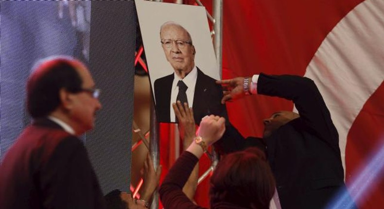 New batch of resignations hits Tunisia's ruling party