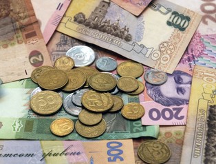 Rosyjscy żołnierze na południu Ukrainy muszą płacić w hrywnach