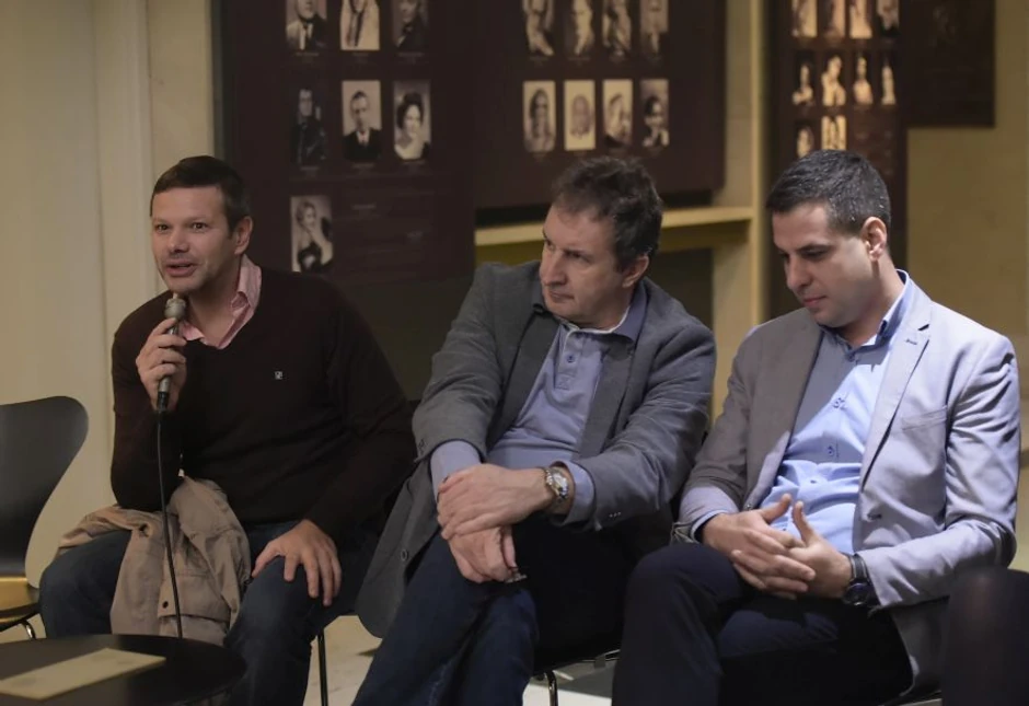 Bariton Vladimir Andrić, upravnik Narodnog pozorišta Dejan Savić i umetnički direktor Madlenianuma Andreja Rackov