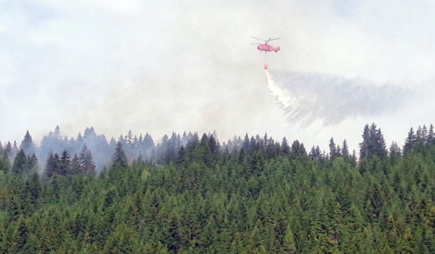 Gašenje požara u Srbiji helikopterima