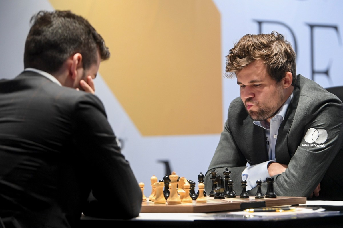Magnus Carlsen (P)