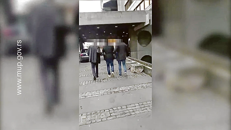 Pao i Slavko Karić, suprug direktorke Marčete Kaninski, kojem je ona podigla platu za 100.000 dinara