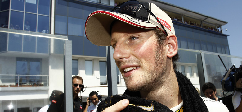 Grosjean zostaje w teamu Lotus-Renault. Francuz przedłużył kontrakt