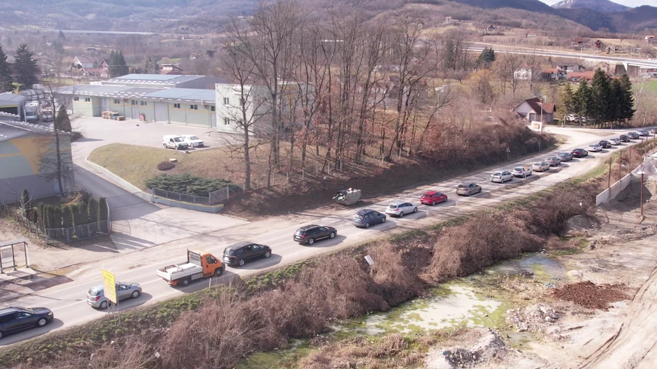 Kilometarska kolona vozila od Zlatibora ka Užicu