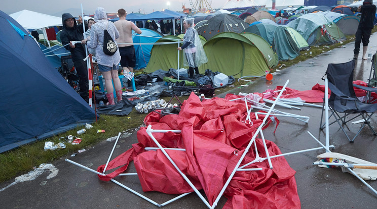 Villámcsapás egy németországi rockfesztiválon / Fotó: MTI