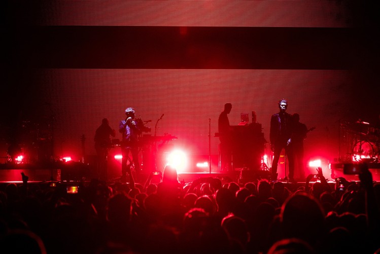 Rok 2018 będzie dla Massive Attack czasem ważnych jubileuszy. Przede wszystkim zespół założony w Bristolu przez 3D, Daddy G i Mushrooma będzie świętować trzydziestolecie obecności na scenie muzycznej.