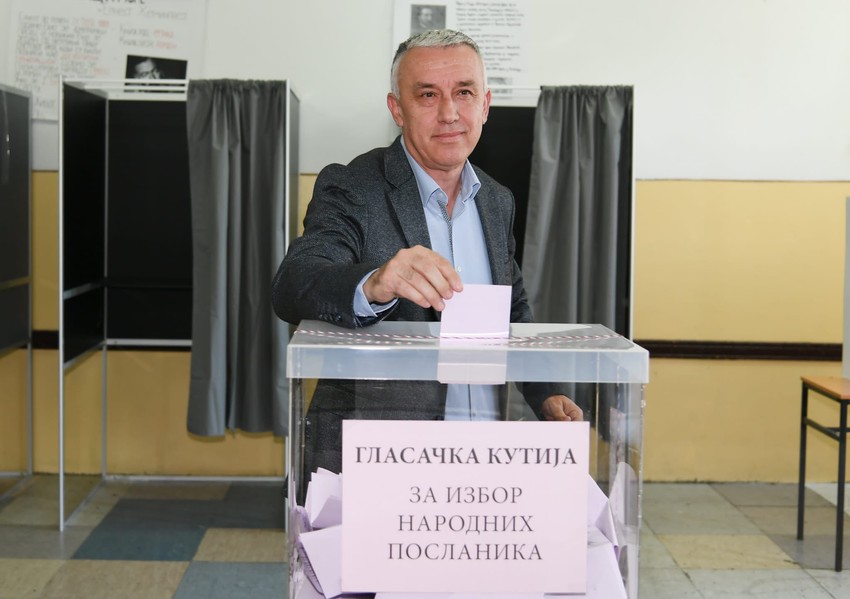 Predsednik Srpske liste prof. dr Zlatan Elek