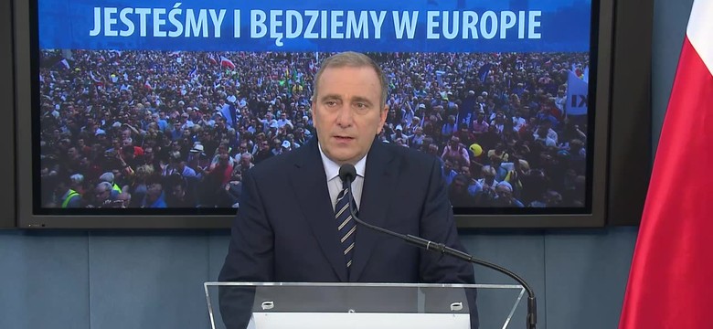 Schetyna: Strategiczny partner Jarosława Kaczyńskiego opuszcza UE