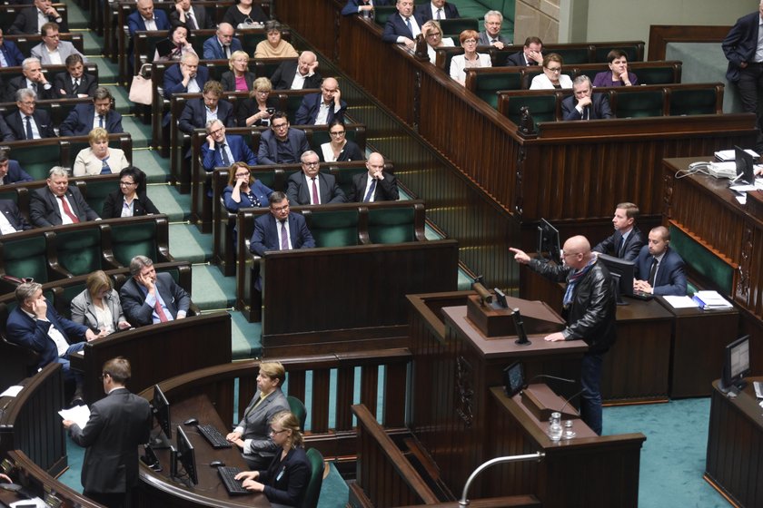 SEJM PROTEST I POSIEDZENIE