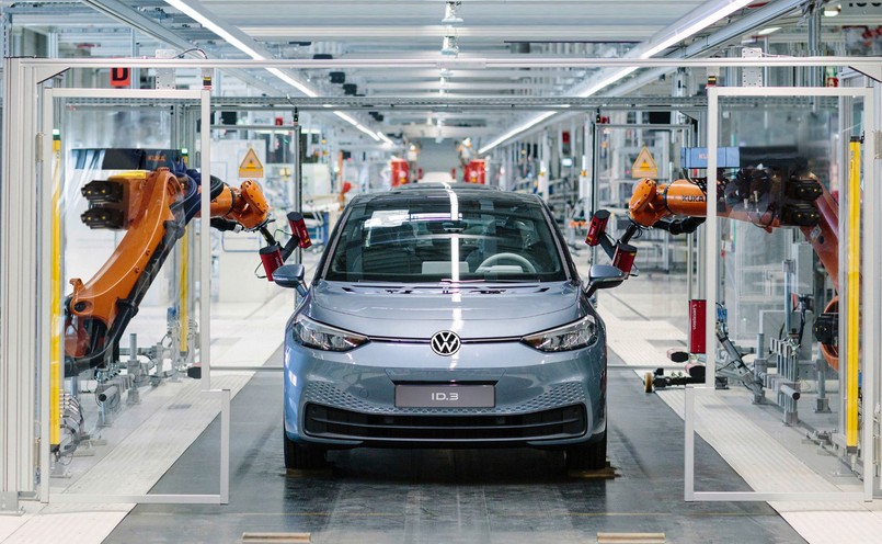 Volkswagen ID.3 powstaje w zakładach w Zwickau. W 2021 roku, pierwszym pełnym roku produkcji, z taśm produkcyjnych zjedzie 300 tys. elektrycznych samochodów skonstruowanych w oparciu o platformę MEB – nie tylko marki Volkswagen