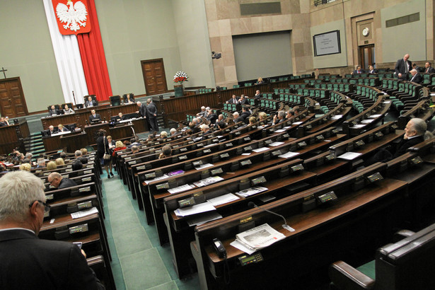 Co z tym referendum? Polityk PO: Obywatelska akcja uderza w system