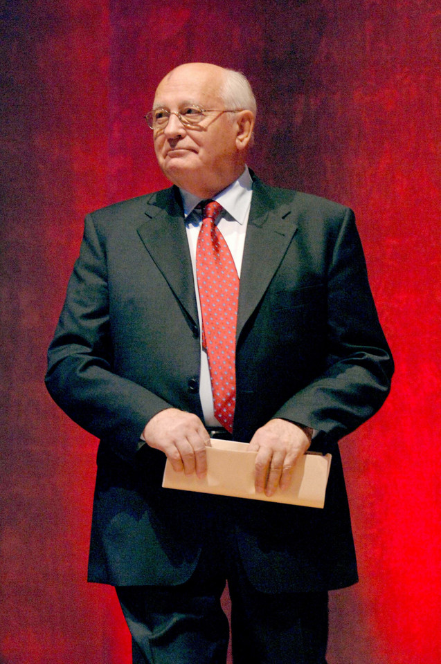 Michaił Gorbaczow: kariera polityczna w latach 90.
