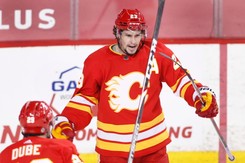 Liga NHL. Calgary Flames wygrali dziesiąty mecz z rzędu