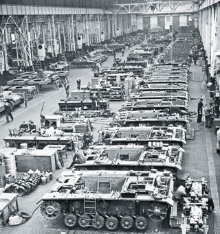 Zbrojenia ponad wszystko [HISTORIA]