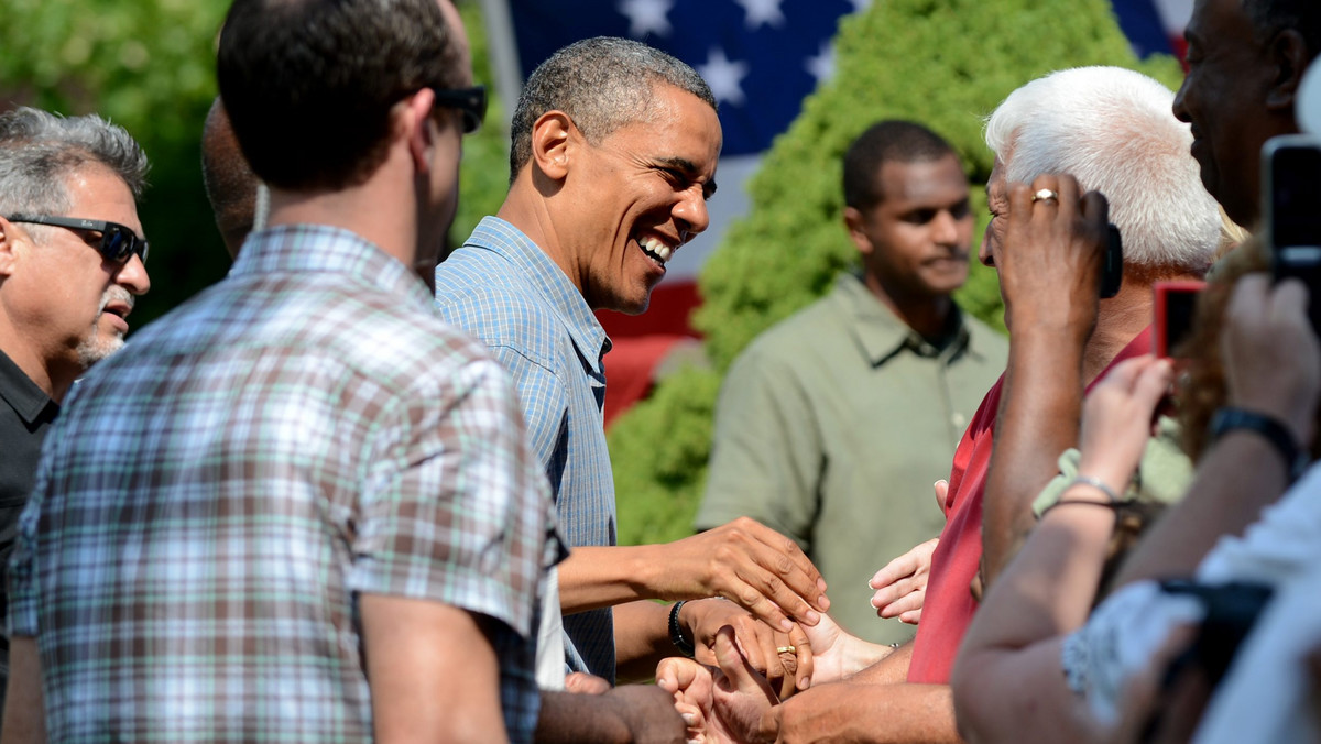 Prezydent Barack Obama po raz pierwszy w tym roku wyruszył w trasę wyborczym autobusem znanym z kampanii w 2008 r. Na szlaku dwudniowego objazdu znalazły się Ohio i Pensylwania, które według komentatorów odegrają ważną rolę w listopadowych wyborach.