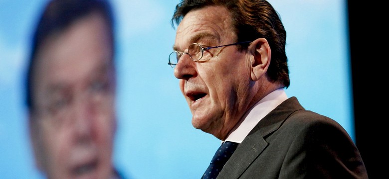 Pięć zagadek podróży Schroedera do Moskwy. Informacje "Bilda"