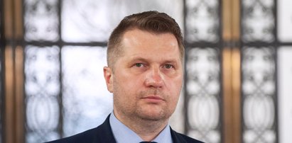 Minister Czarnek wydał nowe zalecenia. Chodzi o naukę zdalną