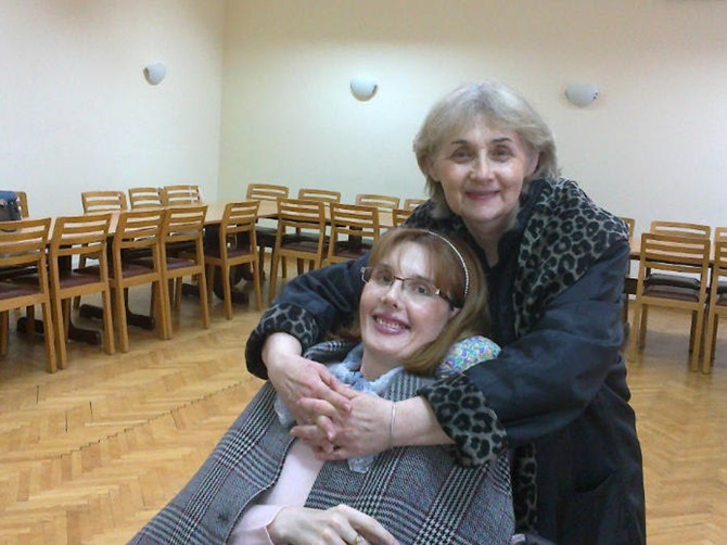 Jelena Milošević boluje od retke bolesti FOP