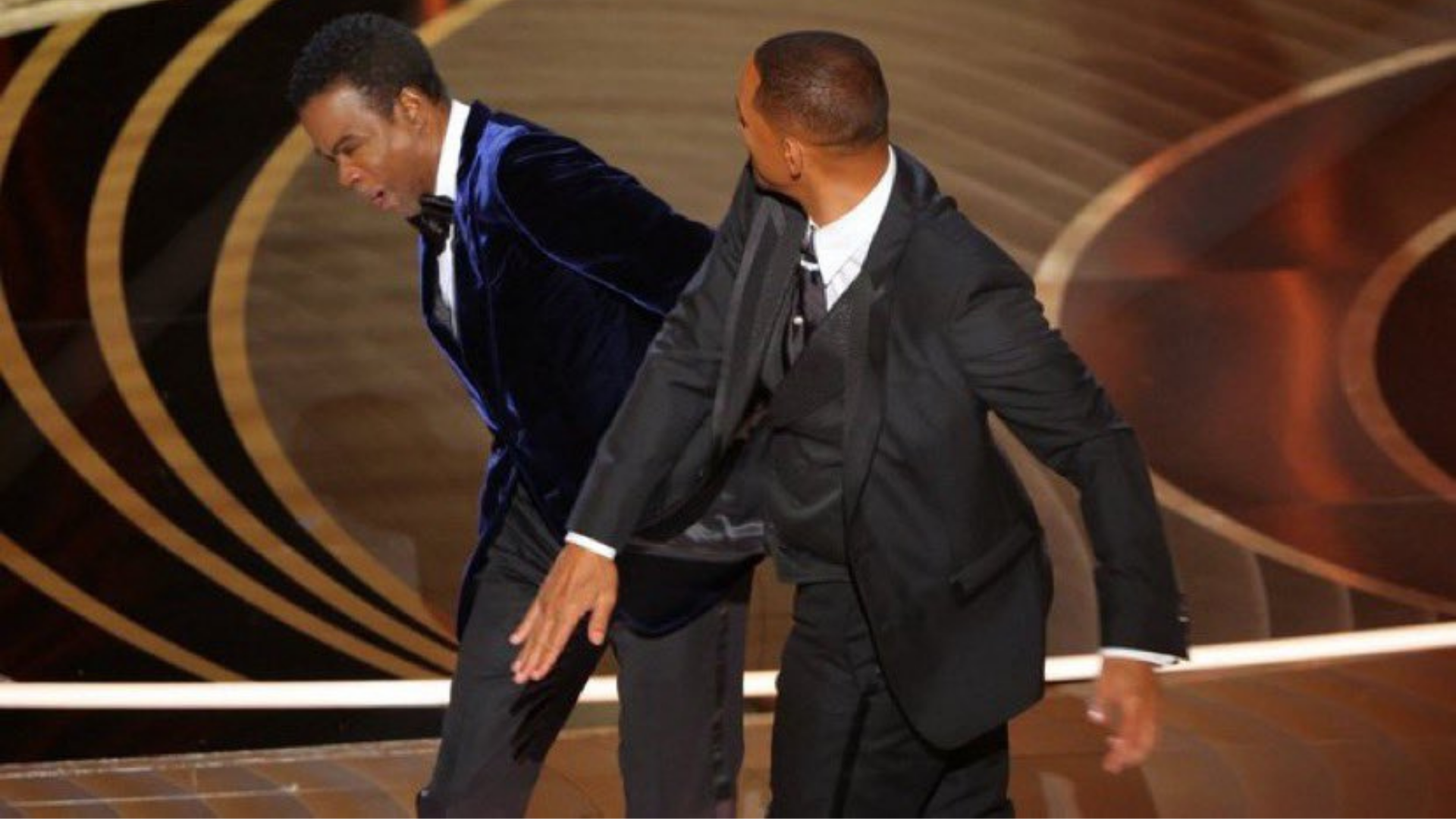 Will Smith dal facku Chrisovi Rockovi na udeľovaní Oscarov