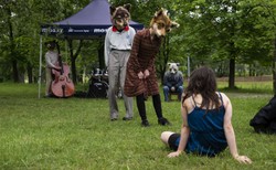 W polskiej "Nowej księdze dżungli" Mowgli jest dziewczynką. "Inspiracją była Greta Thunberg"