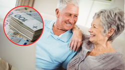 ZUS ma niespodziankę dla emerytów: w grudniu podwójna wypłata świadczeń