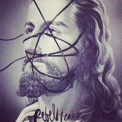 Miley Cyrus i Jezus jak Madonna z okładki "Rebel Heart" [MEMY]