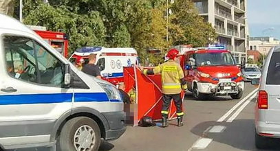 Tragedia przed technikum w Zielonej Górze. Nie żyje 25-latek