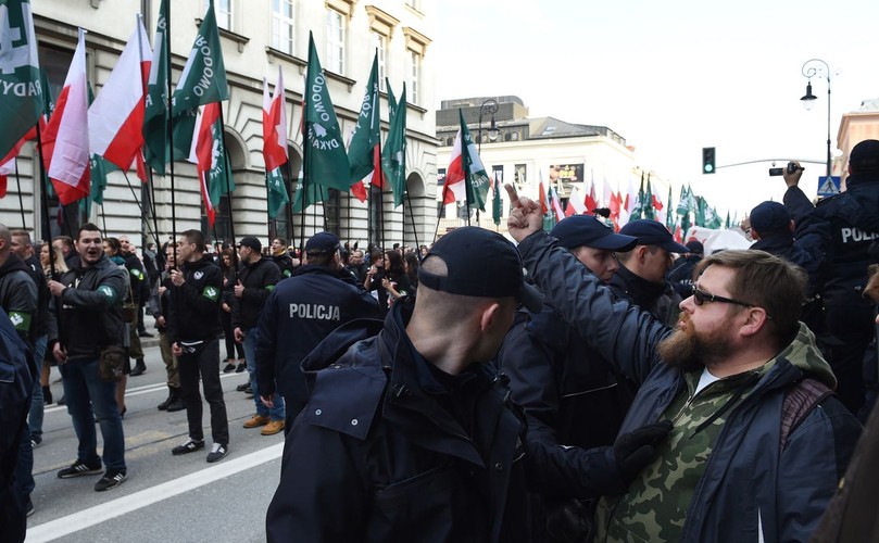 Rocznicowy marsz ONR i kontrdemonstracja Obywateli RP