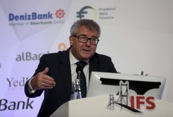 Czarnecki zachwycony Jarosławem Kaczyńskim. 'Można o nim powiedzieć to, co mówiono o Kmicicu'