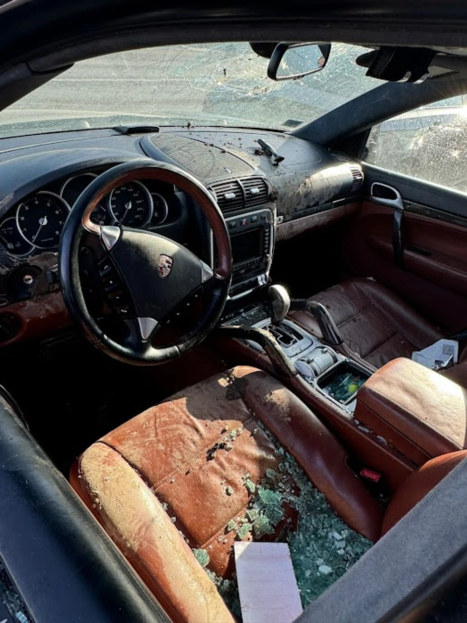 Demoliran automobil na Vidikovcu