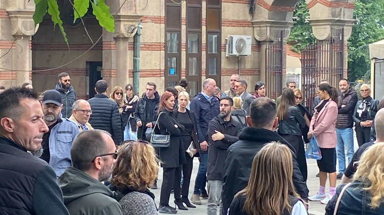 Biljana Obradović i Katarina Sotirović na sahrani Bojane Janković