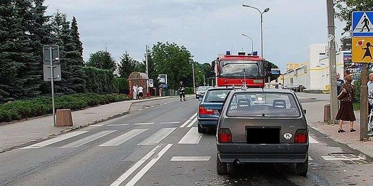 Pijak uderzył w auto z niemowlakiem!