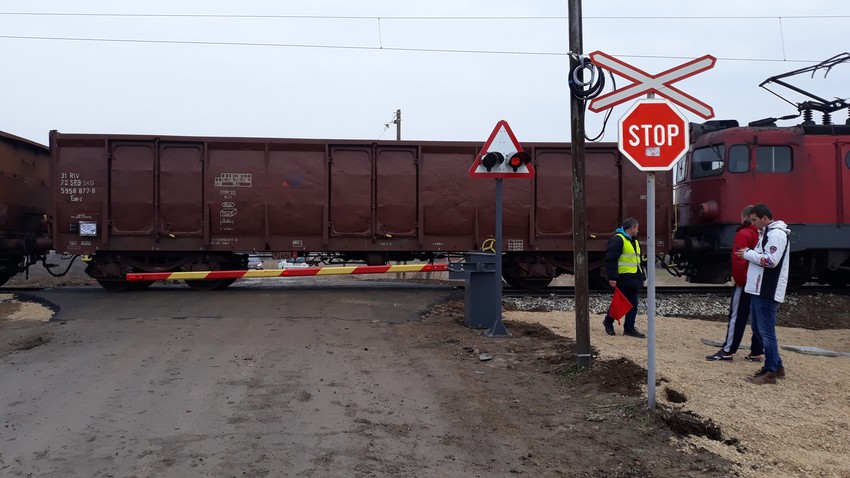 Pružni prelaz Donje Međurovo