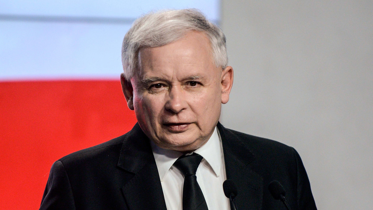 Nie będziemy zniechęcać do udziału we wrześniowym referendum - zapewnił prezes PiS Jarosław Kaczyński. Zachęcać do udziału w nim PiS będzie, jeśli dodane zostaną trzy zaproponowane przez tę partię pytania. Co do pytań zgłoszonych przez prezydenta, Kaczyński ma wątpliwości.