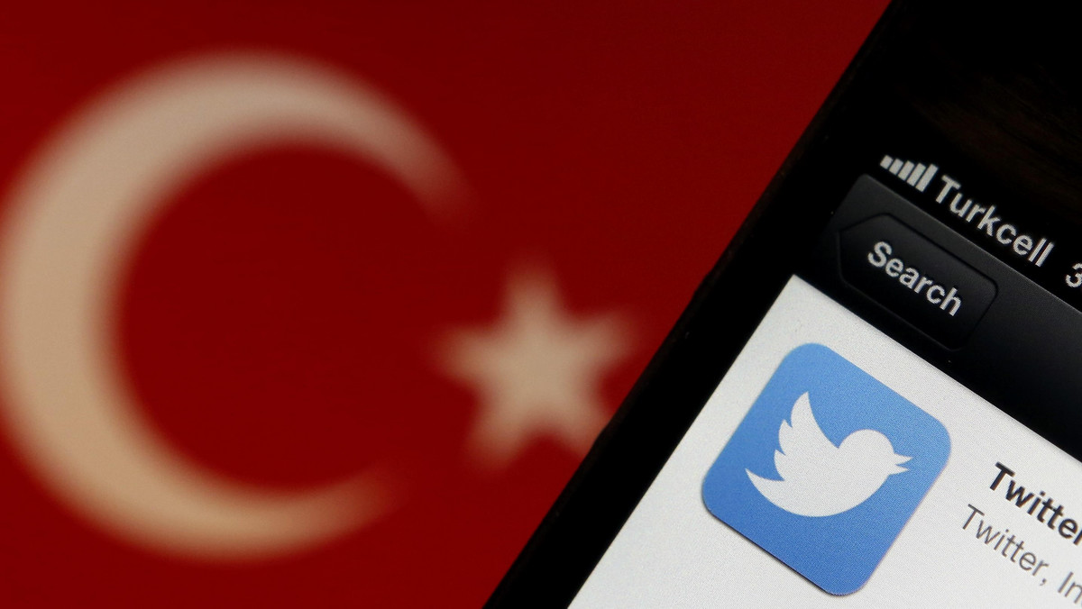 Premier Turcji Recep Tayyip Erdogan wystąpił w piątek z pozwem do Trybunału Konstytucyjnego w sprawie domniemanego naruszenia prywatności jego własnej osoby przez media społecznościowe - poinformował Reuters, powołując się na przedstawiciela urzędu premiera.