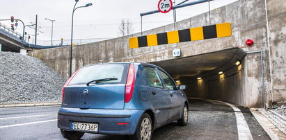 Uważaj, żeby nie zabłądzić na fabrycznym