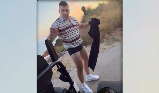 Sloba Radanović u gaćama