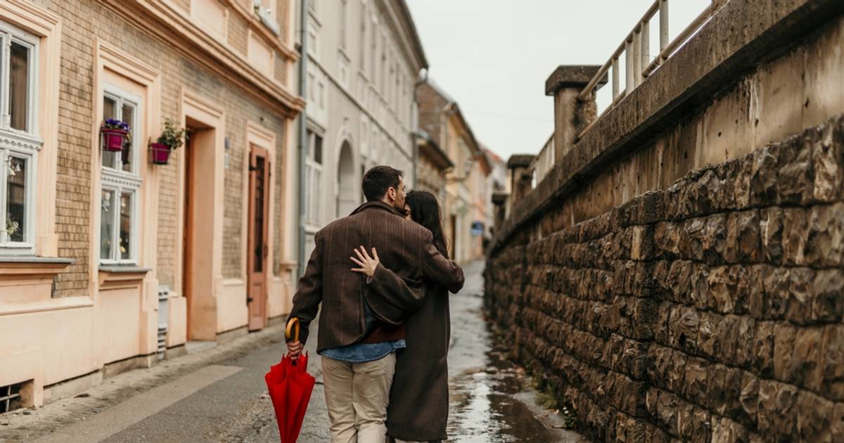 "Partner zarabia trzy razy więcej ode mnie. Wszystko dzielimy na pół, choć mnie na to nie stać"