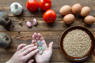 Zbliża się termin płatności nowego "podatku" dla rolników. Kogo dotyczy i ile wyniesie?