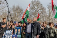 Czegoś takiego nie było na Węgrzech od ponad 35 lat. "Ten reżim trzeba zetrzeć z powierzchni ziemi i zbudować nowy porządek" [KORESPONDENCJA]