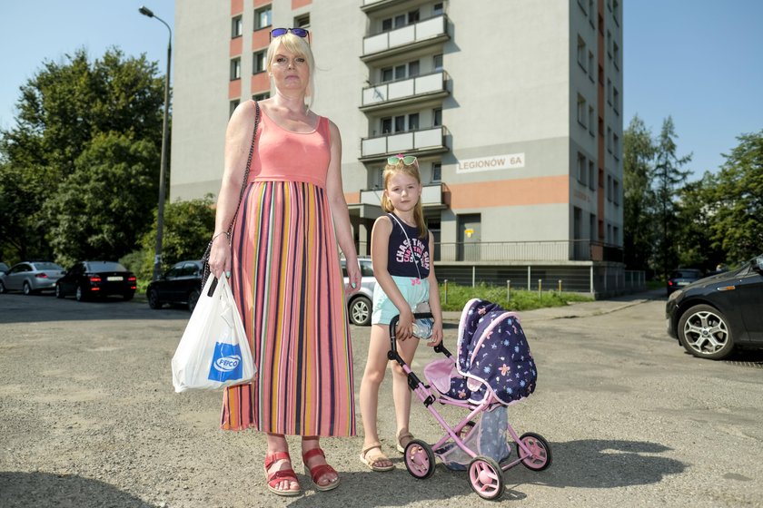 Mają gehennę z sąsiadką