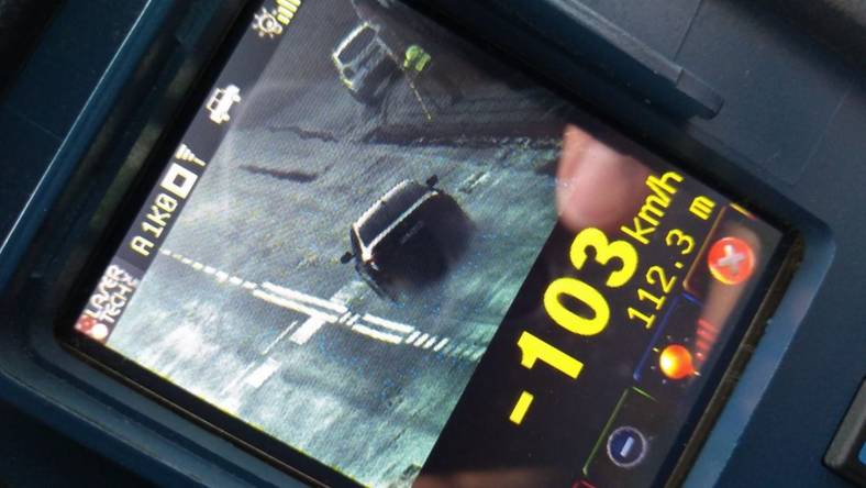 Policjanci z grupy Speed zarejestrowali laserowym miernikiem przekroczenie dopuszczalnej prędkości o 53 km/h